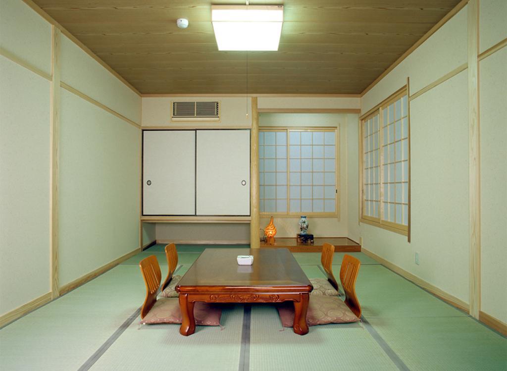 Ryokan Sawaei Toba Zimmer foto