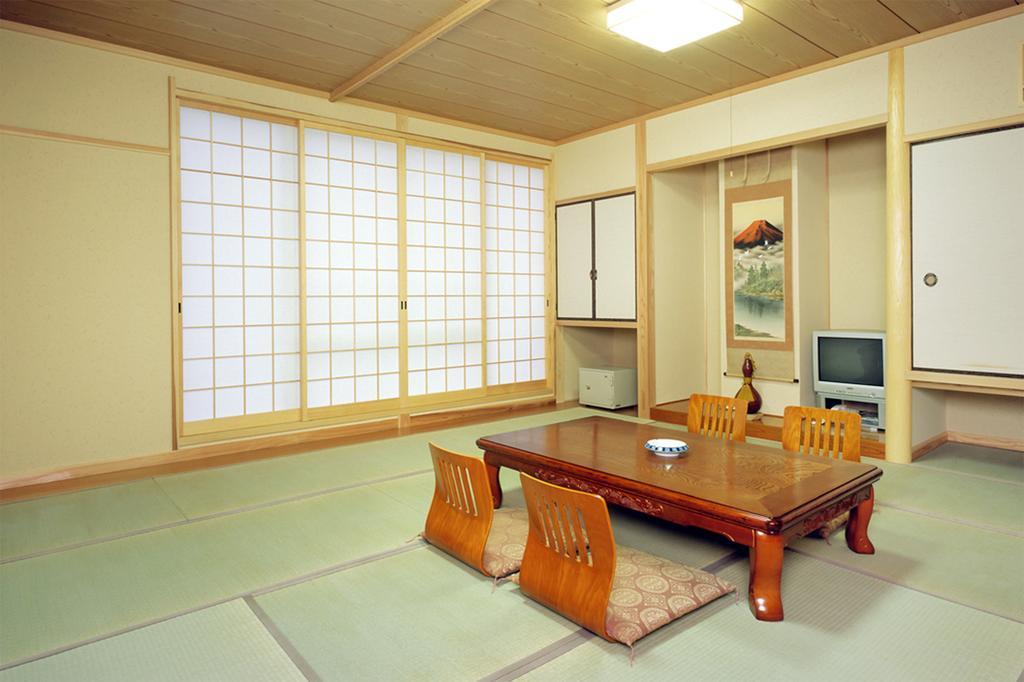 Ryokan Sawaei Toba Zimmer foto